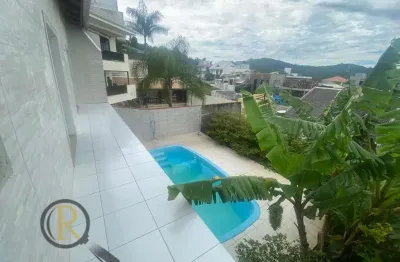 Casa com 4 suítes e piscina no bairro ariribá em balneário camboriú