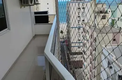 Apartamento mobiliado, quadra-mar no coração de bc - 100 metros do mar