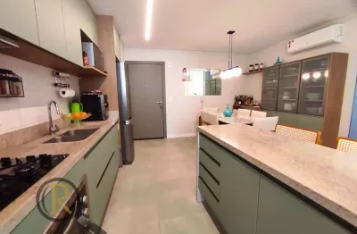 Apartamento mobiliado com 2 dormitórios (sendo 1 suíte) e uma vaga no bairro das nações