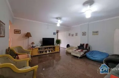 Apartamento com 2 quartos canto do forte na praia grande/sp