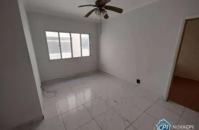 Apartamento na vila guilhermina com 2 quartos próximo a praia