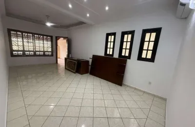 Casa com 3 quartos à venda na Rua Perequê, Guilhermina, Praia Grande