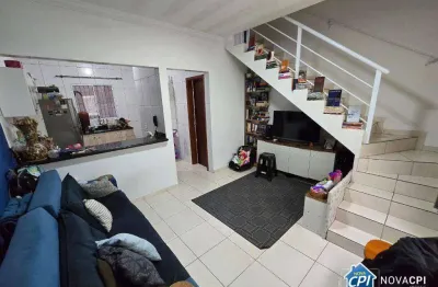 Sobrado à venda em condomínio no bairro sítio do campo – 2 quartos, 1 banheiro, cozinha e 1 vaga – 65m²