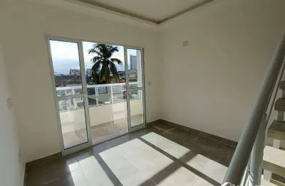 Sobrado triplex com 2 quartos na mirim em praia grande/sp