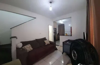 Sobrado em condomínio com 2 quartos na mirim em praia grande/sp