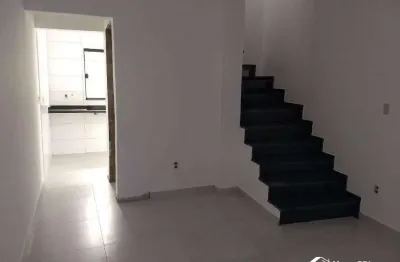 Sobrado em condomínio com 2 quartos na aviação em praia grande/sp