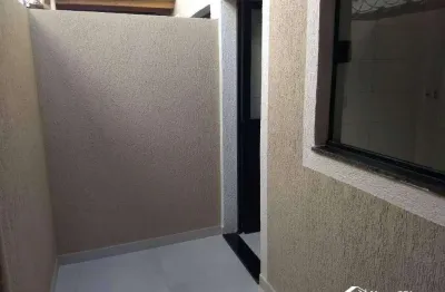Sobrado com 2 quartos na aviação em praia grande/sp