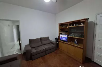 Casa à venda – 2 quartos no boqueirão, praia grande – 800 metros da praia