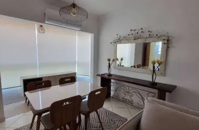 Apartamento amplo com 2 quartos na guilhermina em praia grande/sp