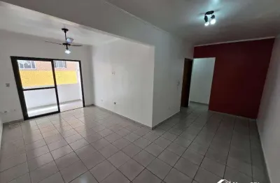 Apartamento para locação na guilhermina – 2 quartos 300 m da praia