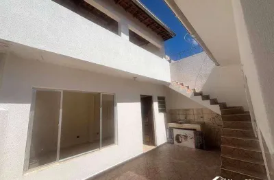 Casa 3 quartos (2 suítes) – 160m² – guilhermina pg – ideal para fins comerciais!