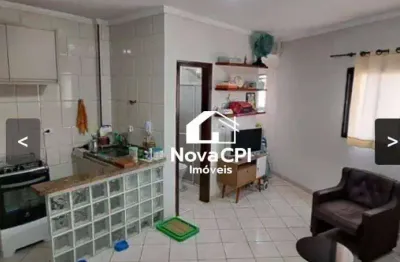 Kitnet à venda na vila tupi – 34m², 1 vaga, andar alto e lazer a 600m da praia