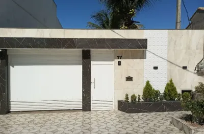 Oásis no centro de unamar: casa com 2 quartos, piscina e área gourmet!