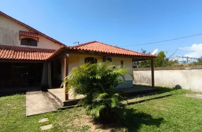 Casa à venda – rua princesa isabel - localização privilegiada, próximo à base da marinha e ao trevo de búzios.