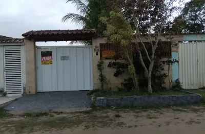 Casa à venda no condomínio gravatá 1  casa independente, de frente para a rua, em terreno de aproximadamente 150m².
