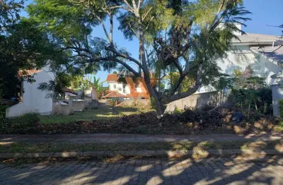 Terreno com 450m² (15mx30m) à venda em jurerê florianópolis/sc