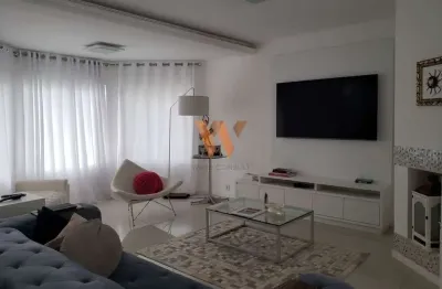 Linda casa com 273 m² para  aluguel anual em jurerê internacional