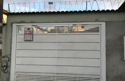 Linda casa em condominio ,pronto para morar,com móveis  na cozinha