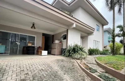 Casa com 4 quartos à venda na Vila Nova, Joinville 