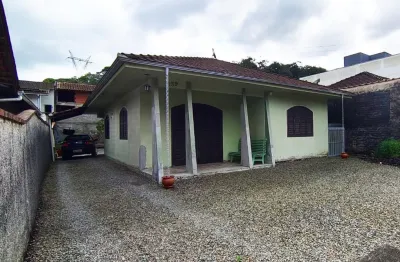 Casa com 2 quartos à venda na Vila Nova, Joinville 