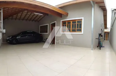 Ótima casa com piscina á venda no vila branca em jacareí-sp