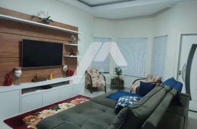 Otima casa de 250m  no villa branca, localização privilegiada.