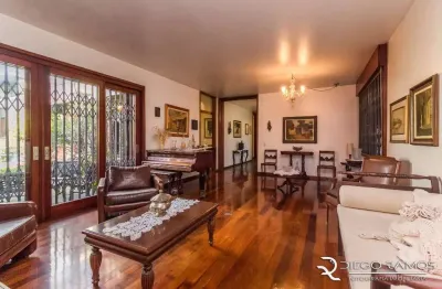 Casa com 3 quartos à venda na Alameda Coelho Neto, Boa Vista, Porto Alegre