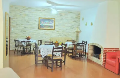 Casa com 3 quartos à venda na Rua Conrado Ferrari, Ipanema, Porto Alegre