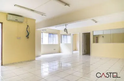 Sala comercial à venda na travessa francisco de leonardo truda, 40, centro histórico, porto alegre por r$ 360.000