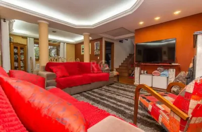 Casa com 5 quartos à venda na Estrada das Três Meninas, Vila Nova, Porto Alegre