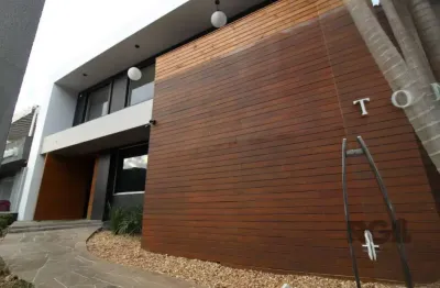 Casa com 3 quartos à venda na Rua José Antônio Aranha, Três Figueiras, Porto Alegre