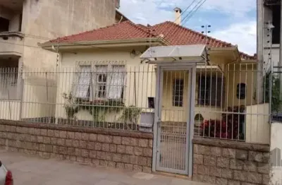 Casa com 3 quartos à venda na Avenida Bastian, Menino Deus, Porto Alegre