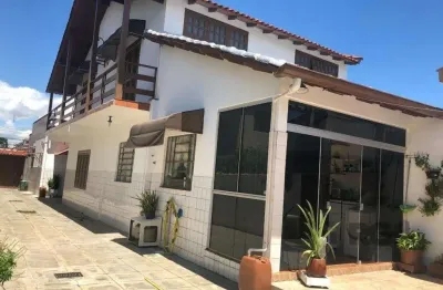 Casa com 3 quartos à venda na Rua Garibaldi, Niterói, Canoas