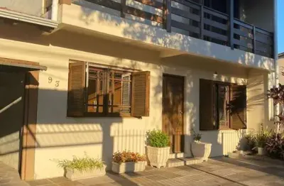 Casa com 4 quartos à venda na rua manoel bonfim, 93, são josé, canoas por r$ 750.000
