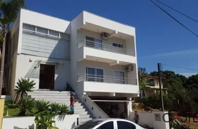 Casa em condomínio fechado com 3 quartos à venda na rua cangerana, 210, são lucas, viamão por r$ 900.000