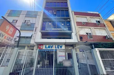 Sala comercial à venda na rua felipe camarão, 690, rio branco, porto alegre por r$ 1.399.000