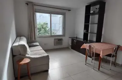 Apartamento com 2 quartos à venda na avenida da azenha, 213, azenha, porto alegre por r$ 220.000