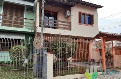Casa com 3 quartos à venda na Rua São Sebastião do Cai, Camaquã, Porto Alegre
