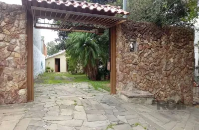 Casa com 3 quartos à venda na Rua Primeiro de Maio, Partenon, Porto Alegre