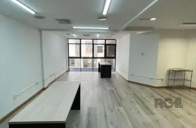 Sala comercial à venda na rua padre chagas, moinhos de vento, porto alegre por r$ 900.000