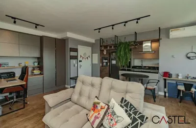 Apartamento com 2 quartos à venda na rua doutor joão inácio, 1208, navegantes, porto alegre por r$ 499.000