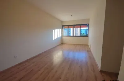 Apartamento com 2 quartos à venda na rua general lima e silva, 1533, cidade baixa, porto alegre por r$ 429.000