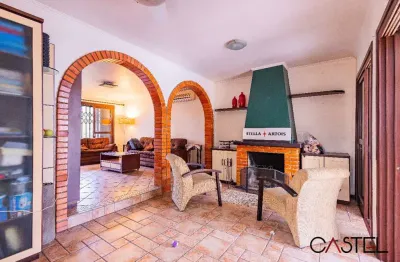 Casa com 3 quartos à venda na rua comandai, 550, cristal, porto alegre por r$ 760.000