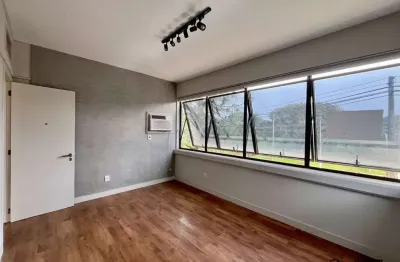 Sala comercial à venda na avenida padre cacique, 180, praia de belas, porto alegre por r$ 175.000