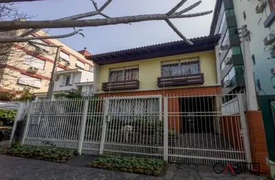 Casa com 3 quartos à venda na rua passo da pátria, 374, bela vista, porto alegre por r$ 1.720.000