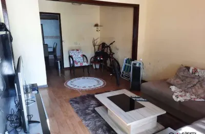 Casa com 3 quartos à venda na rua kansas, 118, mato grande, canoas por r$ 300.000