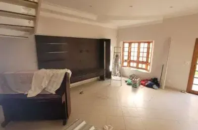 Casa com 3 quartos para alugar na Rua Lençóis, Vila Baruel, São Paulo