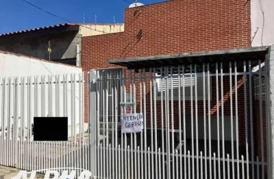Casa com 3 quartos à venda na Vila Santana, Sorocaba 