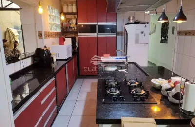 Casa com 3 quartos à venda no Jardim Ismênia, São José dos Campos 