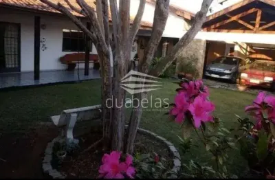 Casa à venda em uma localização privilegiada - santana em são josé dos campos